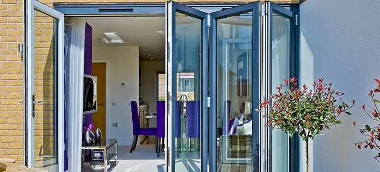 Commercial Door Glass Repair in Clermont, FL