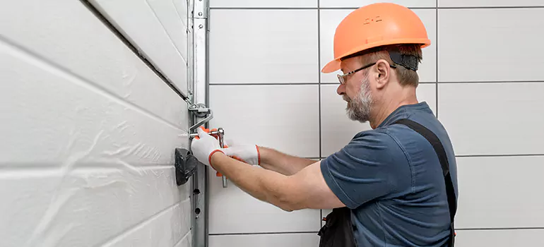 Garage Door Repair in Clermont