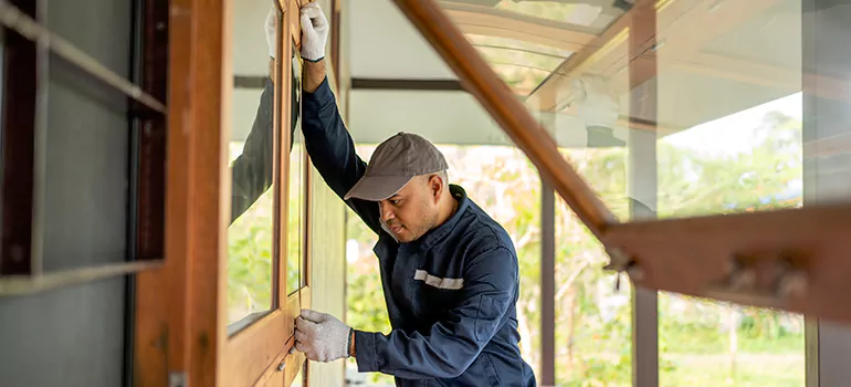Double Hung Vinyl Window Sash Replacement in Clermont, FL