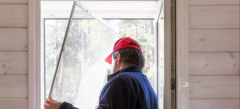 Expandable Window Screen Installation in Clermont, FL